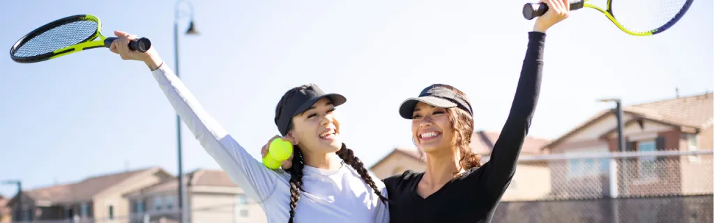 Young tennis player displaying confidence during match play
