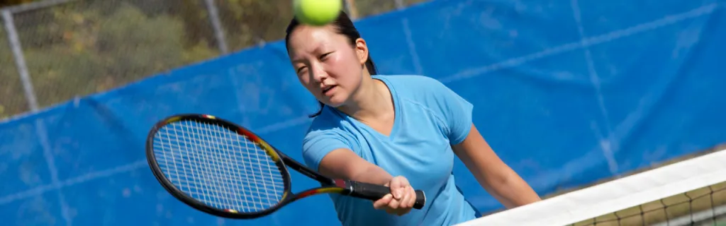 tennis volley
